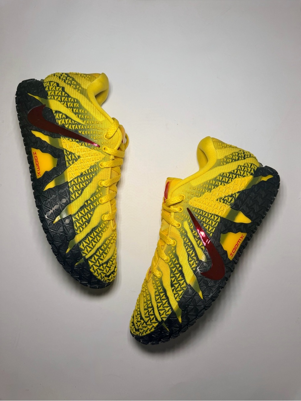 Nike Ja 3 Let Me Be Ja HF2793 702 size 8.5 Tour Yellow University Red Black Zoom